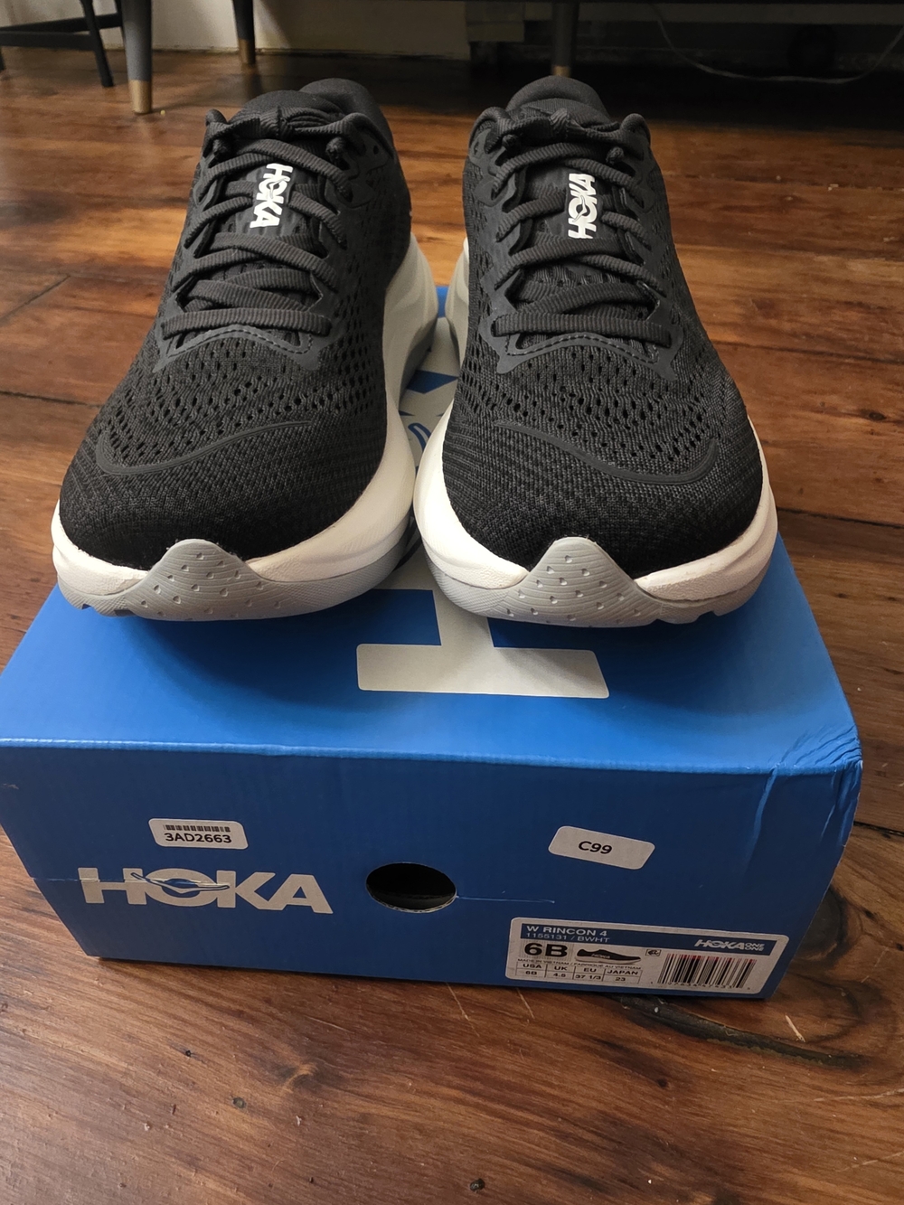 HOKA Rincon Black And White Women’s Size 6B Running Shoes Sneakers Brand New - Picture 6 of 6